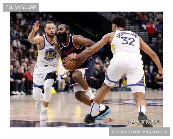 勇士快船对决：库里哈登强强对话，伦纳德能否延续火热状态